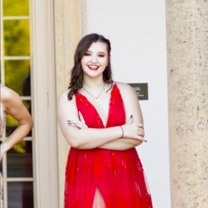 Meet your Posher, Gigi